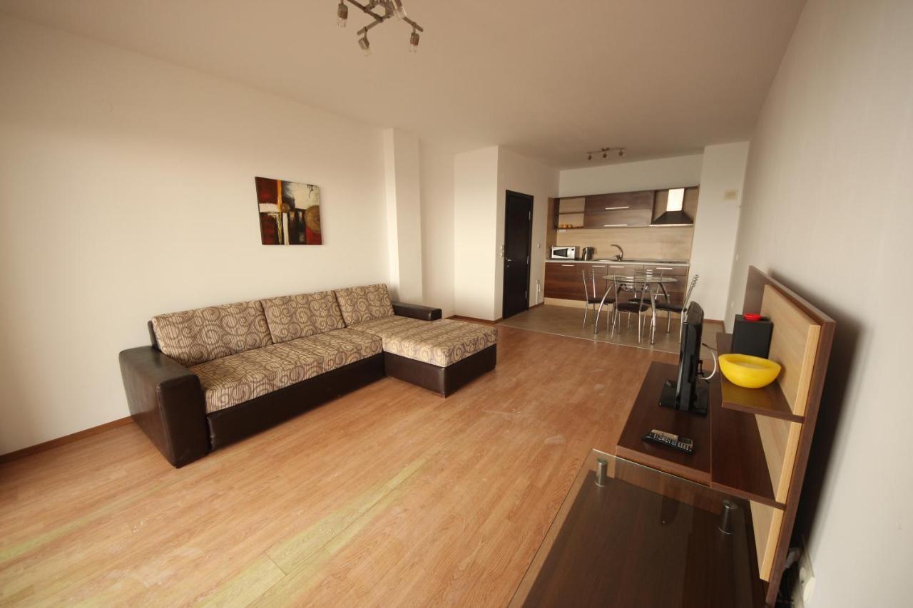 Menada Rocamar Apartments Tsarévo Extérieur photo