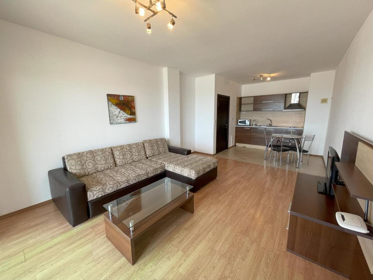 Menada Rocamar Apartments Tsarévo Extérieur photo