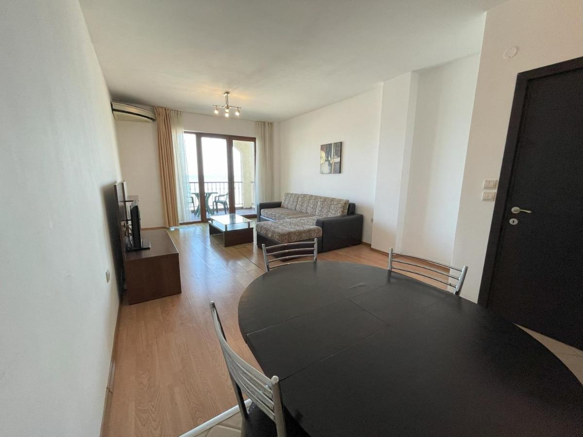 Menada Rocamar Apartments Tsarévo Extérieur photo