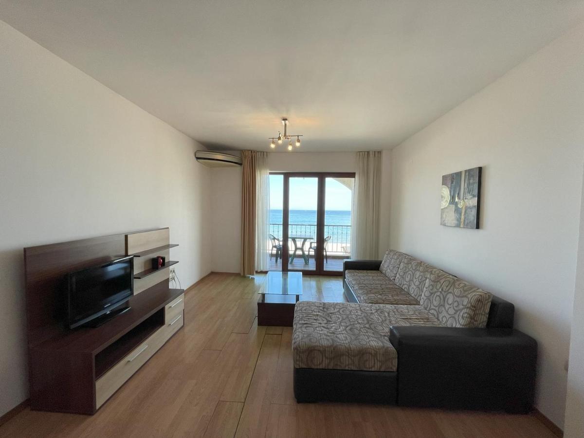 Menada Rocamar Apartments Tsarévo Chambre photo