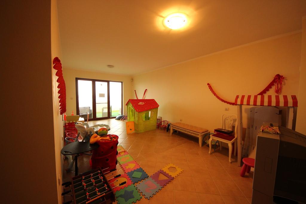 Menada Rocamar Apartments Tsarévo Extérieur photo